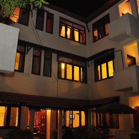 Blue Seas Guest House Dehiwala-Mount Lavinia Zewnętrze zdjęcie