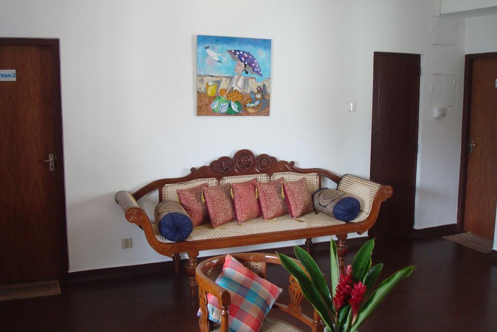 Blue Seas Guest House Dehiwala-Mount Lavinia Zewnętrze zdjęcie