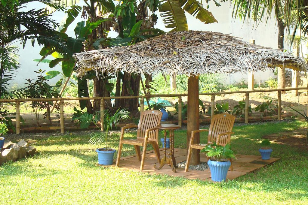 Blue Seas Guest House Dehiwala-Mount Lavinia Zewnętrze zdjęcie