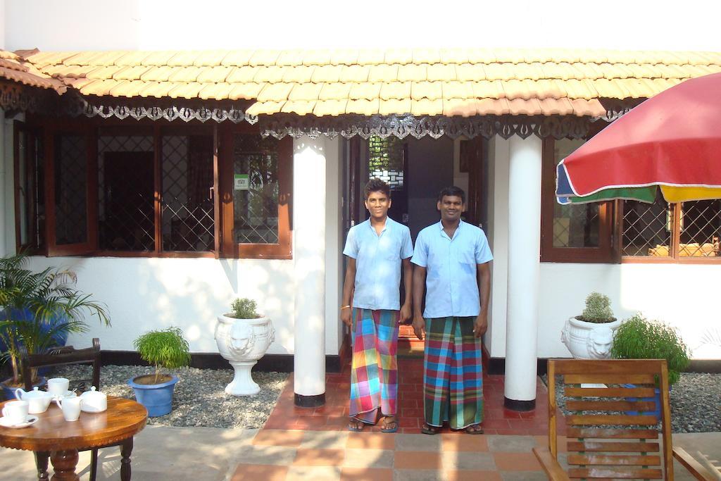 Blue Seas Guest House Dehiwala-Mount Lavinia Zewnętrze zdjęcie