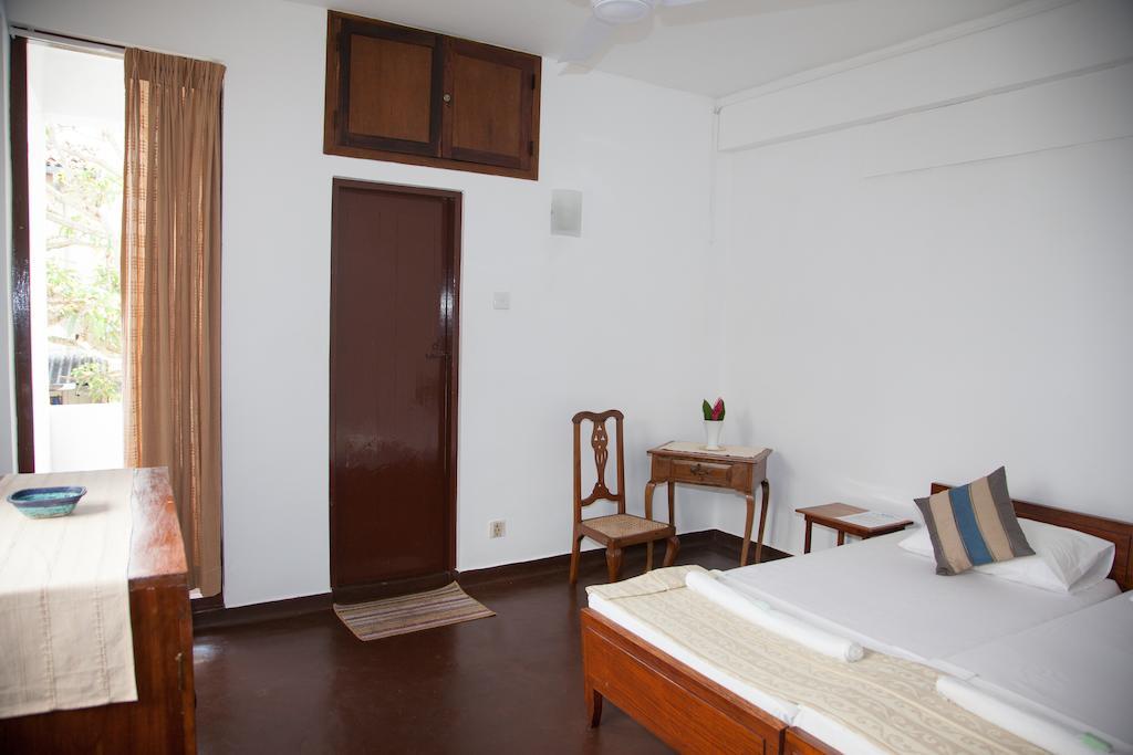 Blue Seas Guest House Dehiwala-Mount Lavinia Pokój zdjęcie