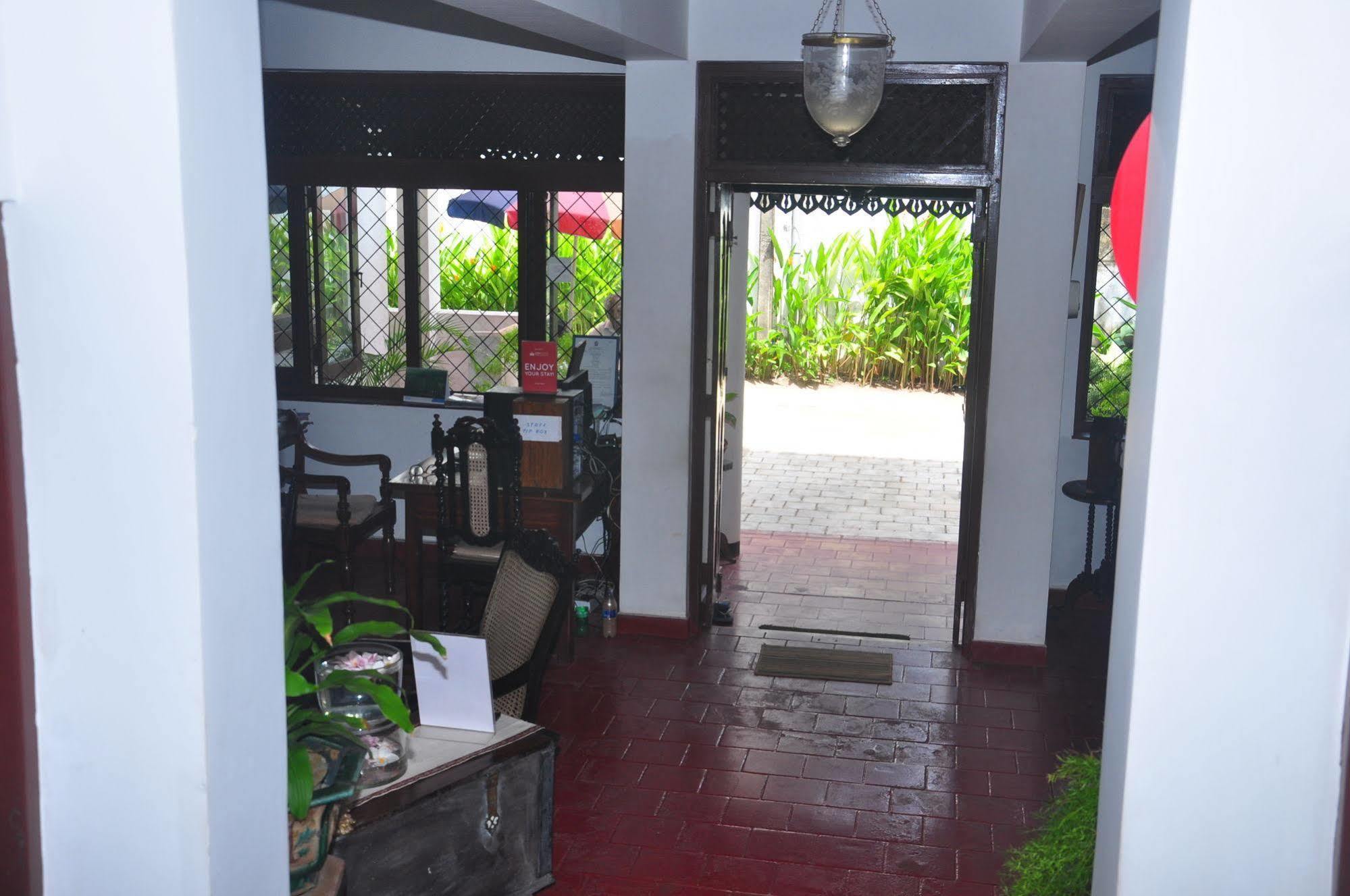 Blue Seas Guest House Dehiwala-Mount Lavinia Zewnętrze zdjęcie