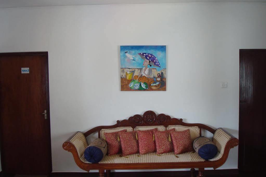 Blue Seas Guest House Dehiwala-Mount Lavinia Zewnętrze zdjęcie